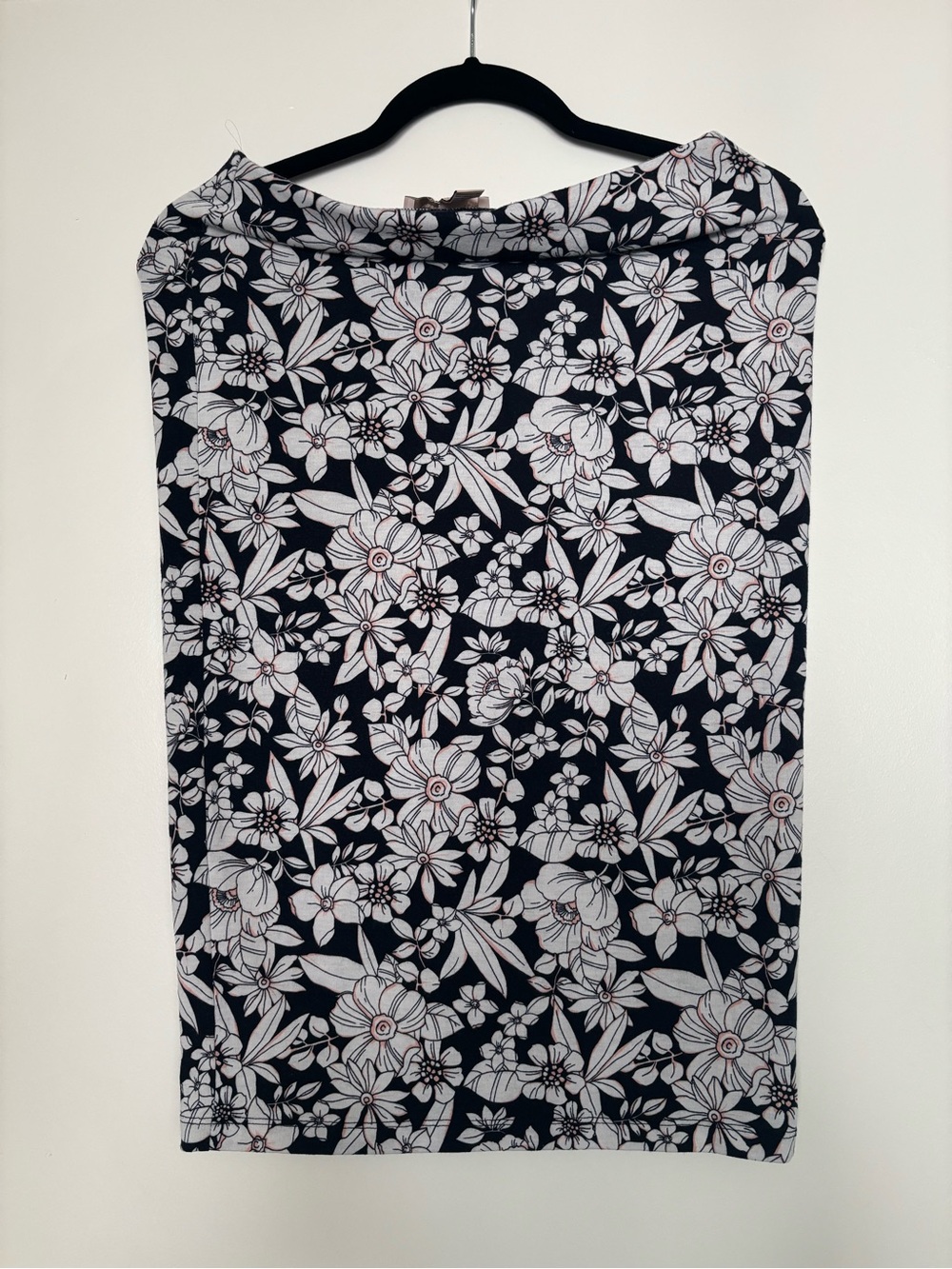 Coord Set - Pencil Skirt + Crop top, Medium